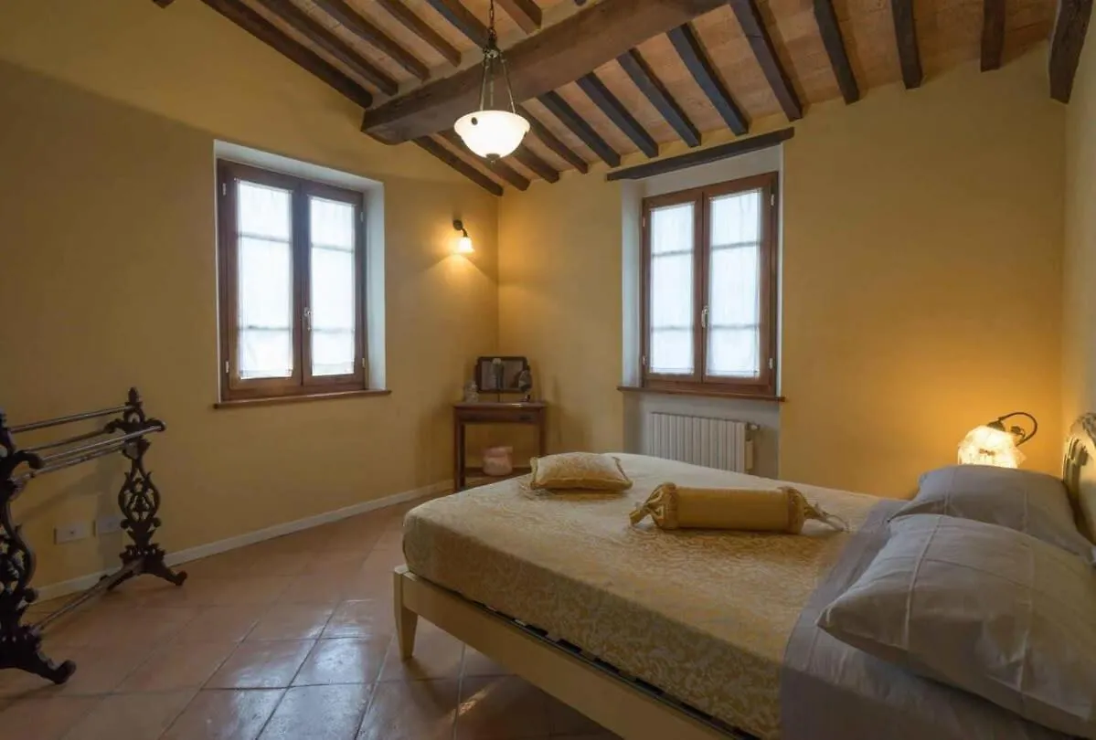 Enchanting Manor House Villa With Ancient Look 卢奇尼亚诺