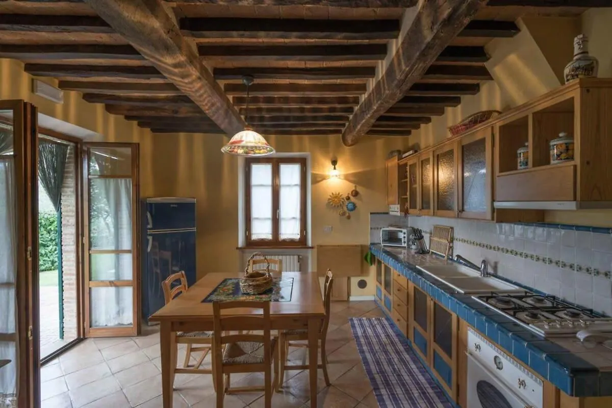 Enchanting Manor House Villa With Ancient Look 卢奇尼亚诺 意大利